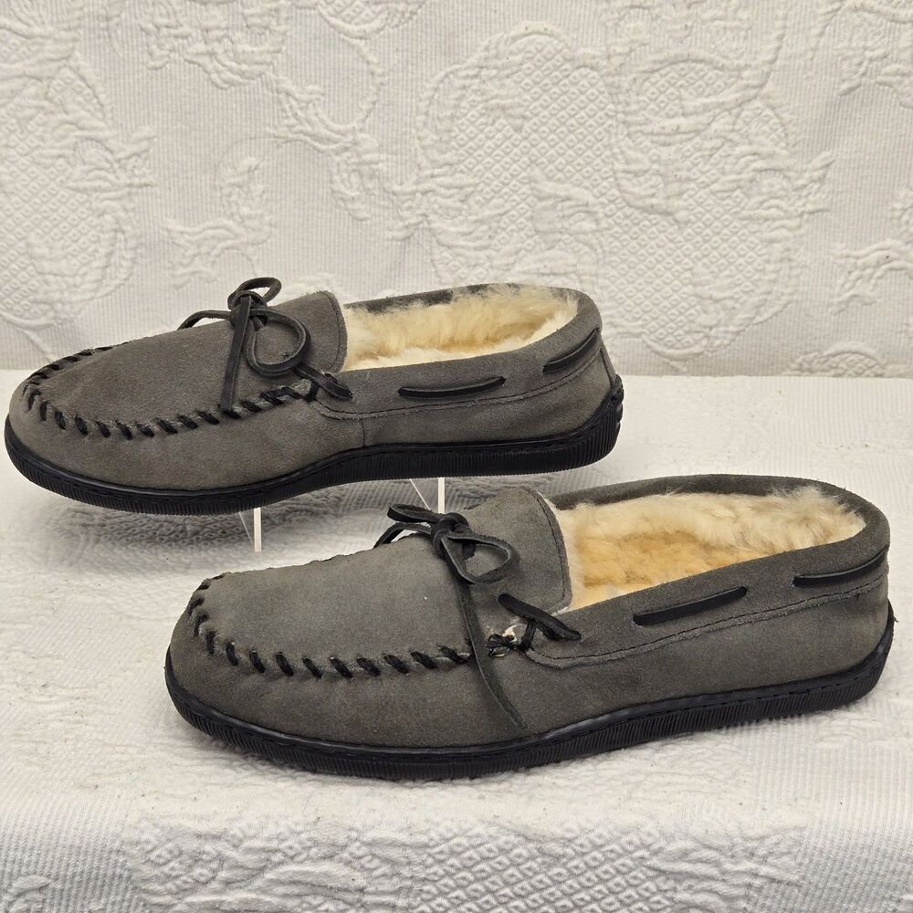 Minnetonka 3749 Mens 7 Sheep Fur Lined Suede Hardsole Moc Slippers Gray